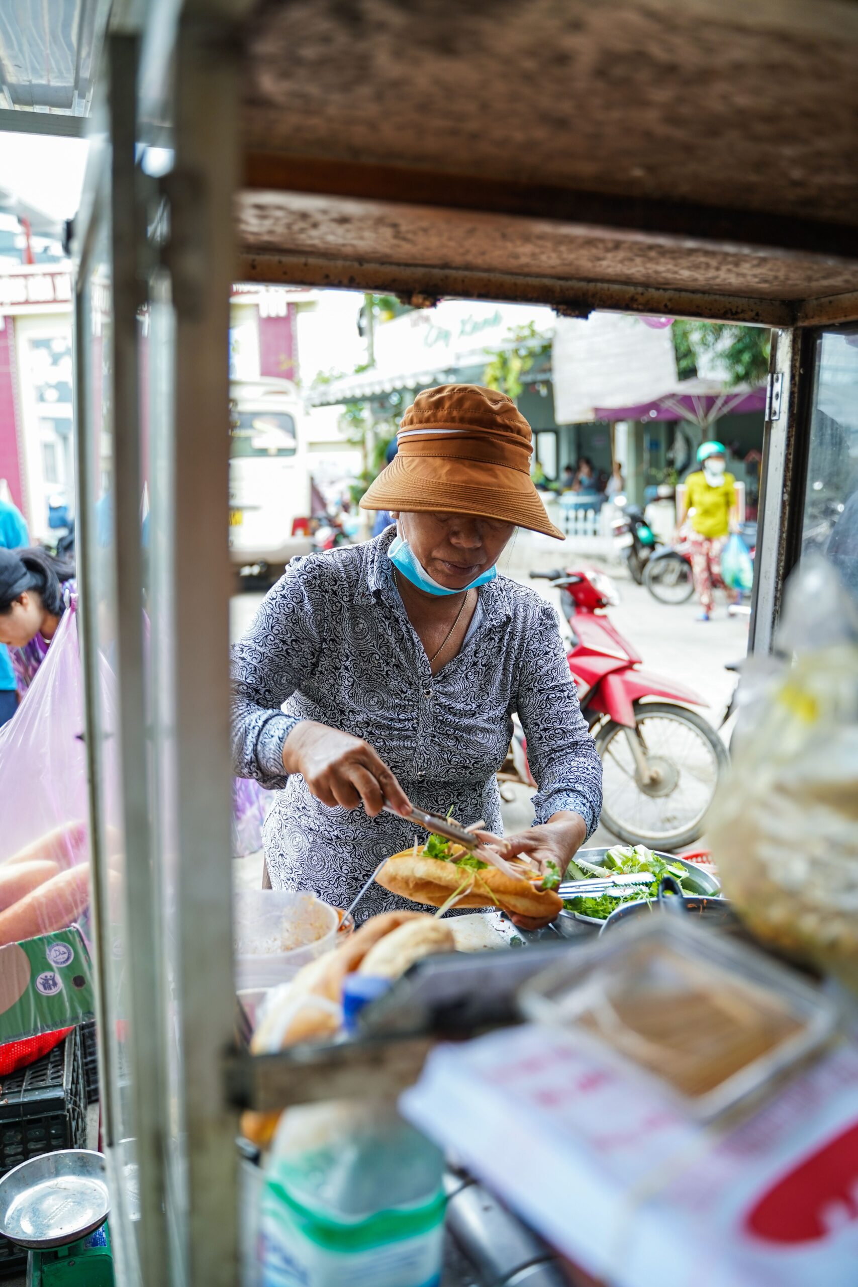 Bánh Mì: The Sandwich That Conquered the World 